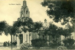 La iglesia es obra del arquitecto orensano Daniel Vázquez Gulias que se inauguró el 28 de junio de 1909.